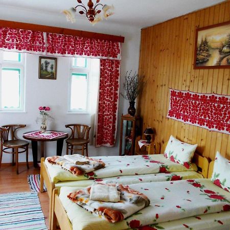 Kristaly Vendeghaz Hotel Rimetea Luaran gambar
