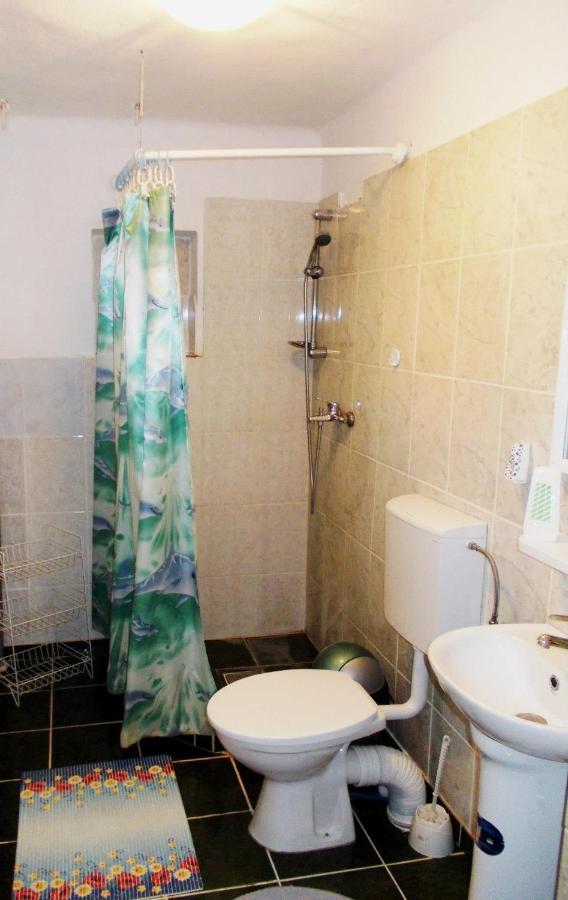 Kristaly Vendeghaz Hotel Rimetea Luaran gambar